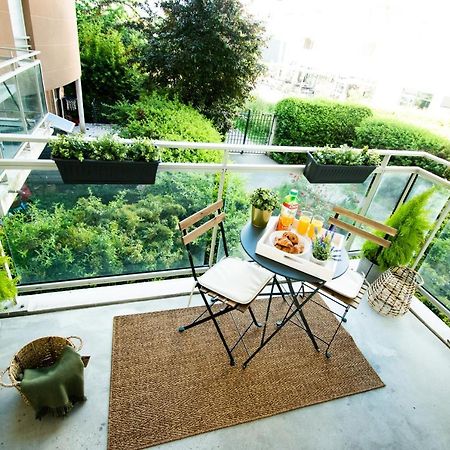 Studio Charmant Cergy Le Haut Au Pied De La Gare ! Parking Prive ! Apartamento Exterior foto