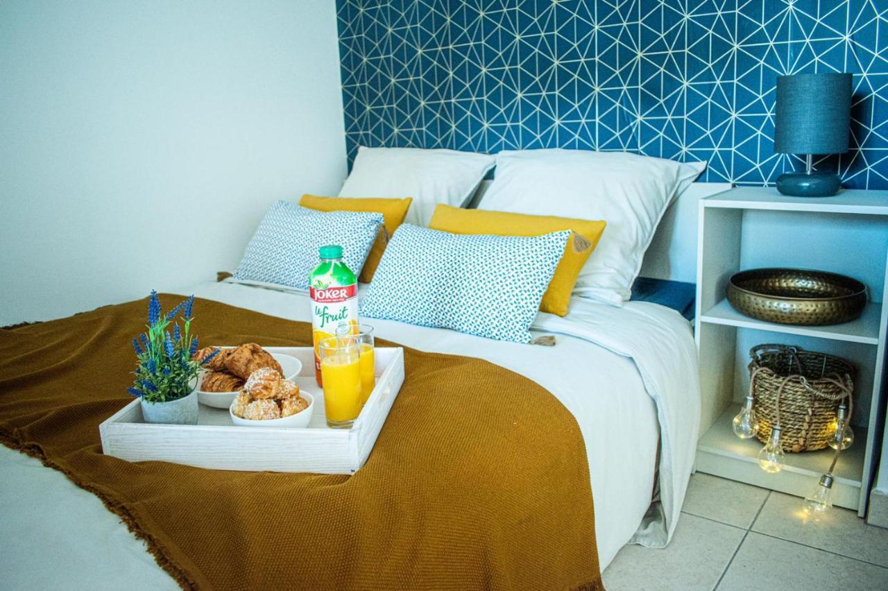 Studio Charmant Cergy Le Haut Au Pied De La Gare ! Parking Prive ! Apartamento Exterior foto